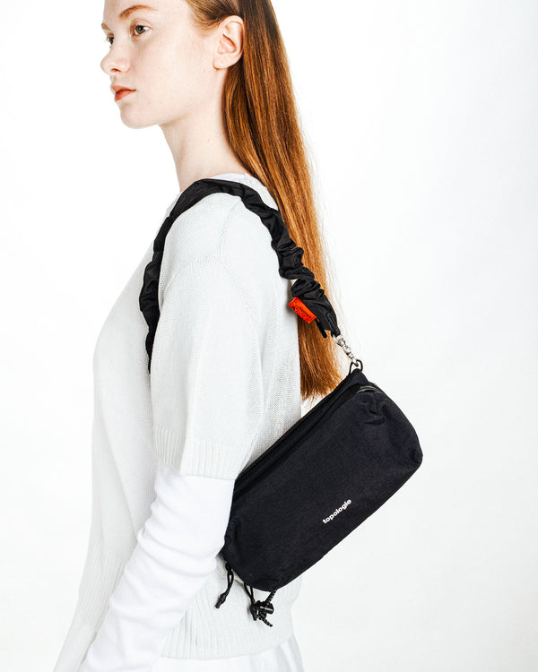 Topologie Bottle Bag Sacoche Medium Black Flaschentasche